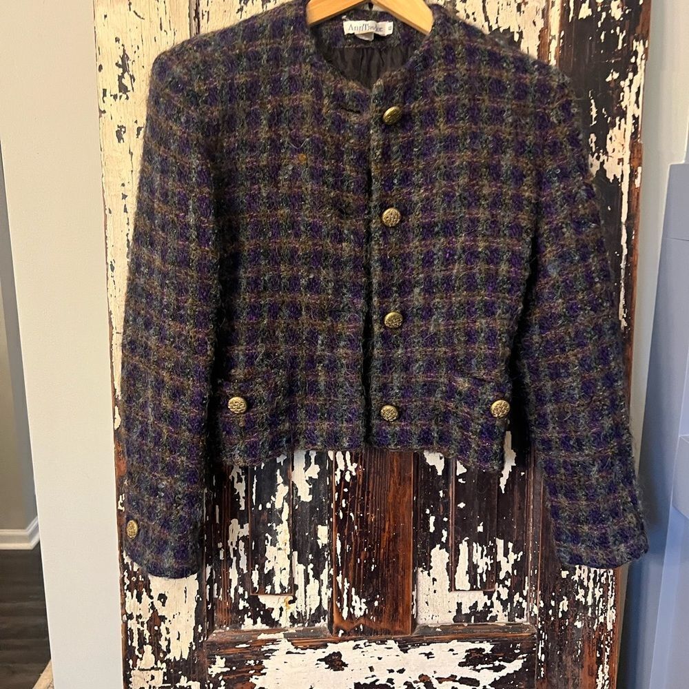Ann Taylor Purple Plaid vintage wool Blazer with Gold Buttons size 6
